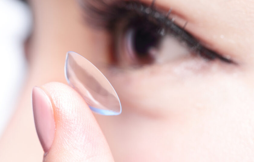 human eye and contact lens
